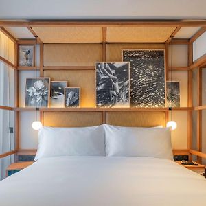 Camera con letto king size